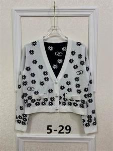 Chanel Women's Sweater 47